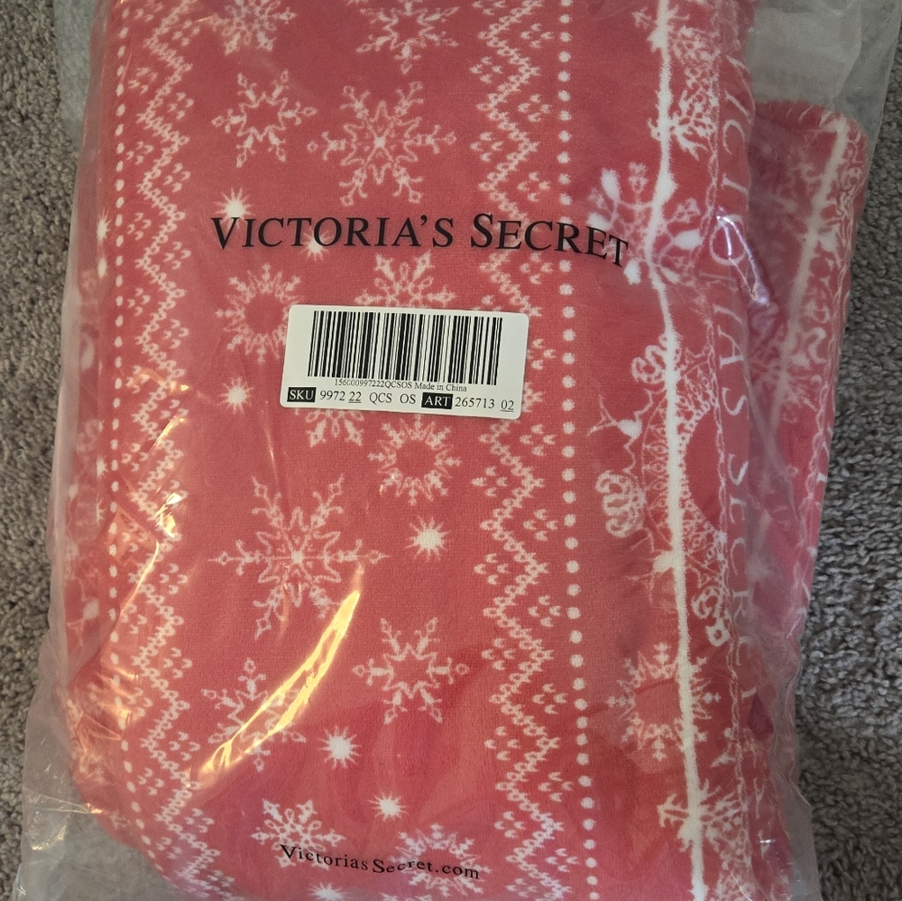 Victoria secret blanket